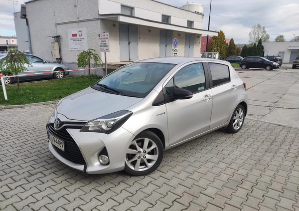 Toyota Yaris cena 46000 przebieg: 54500, rok produkcji 2016 z Ulanów małe 232